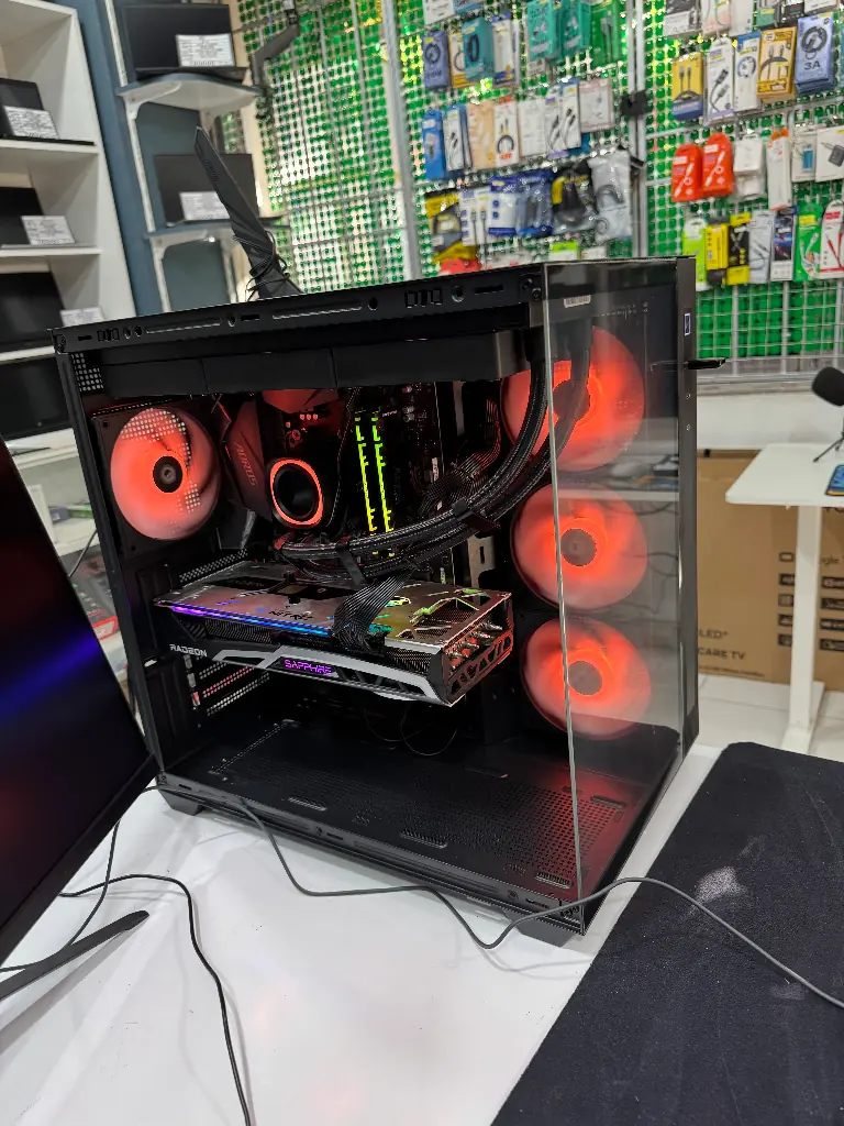 🎮 Игровой ПК Gigabyte AORUS (Ryzen 7 5700X / RX 6800 16GB)