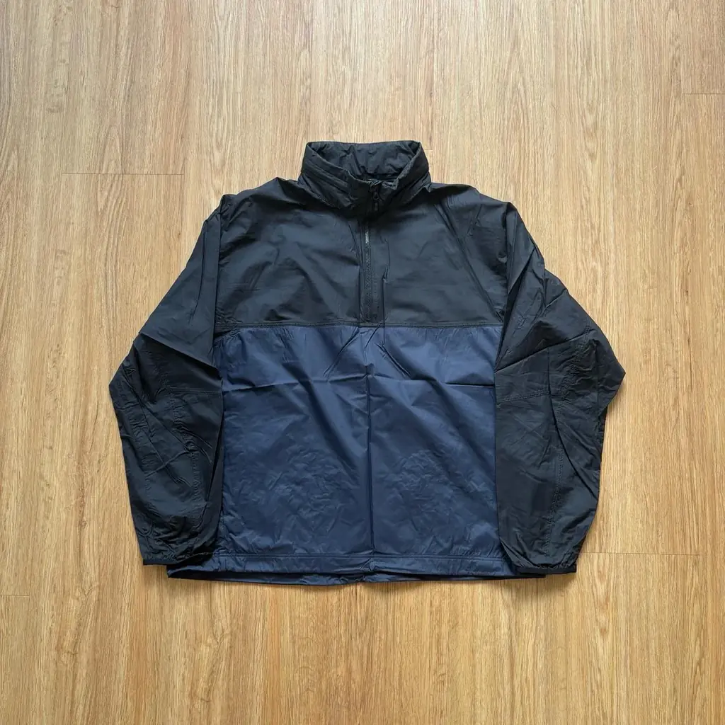 Ветровка Uniqlo, размер M, 25 €