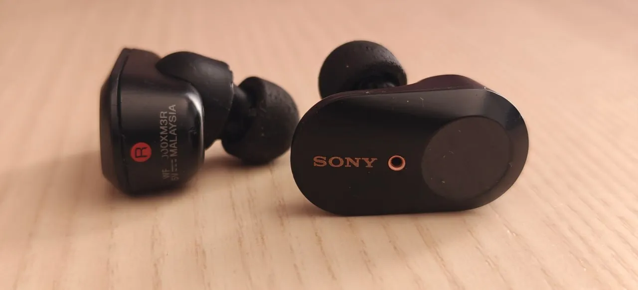 Продаю высококачественные беспроводные наушники Sony WF-1000XM3, известные своим превосходным звуко…