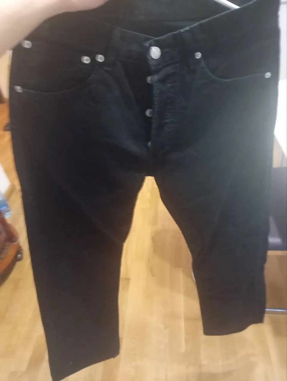 Продам мужские черные джинсы микровельвет Levis прямого кроя. Оригинал, 100 проц хлопок, отшито в Е…