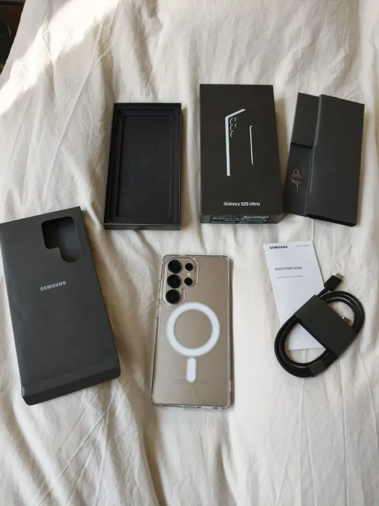 Продаю Samsung S25 ultra 12/256