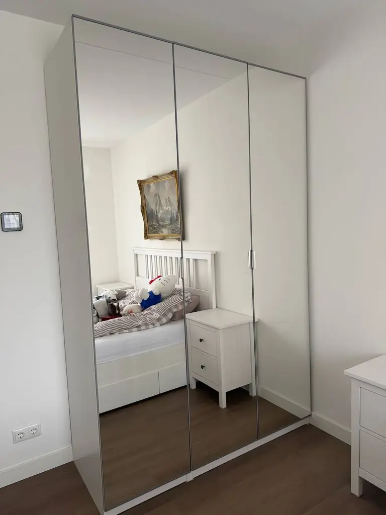 IKEA 2 шкафа с зеркалами