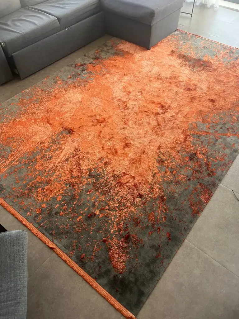 3. Rug 200x290 Euro - 150 euro