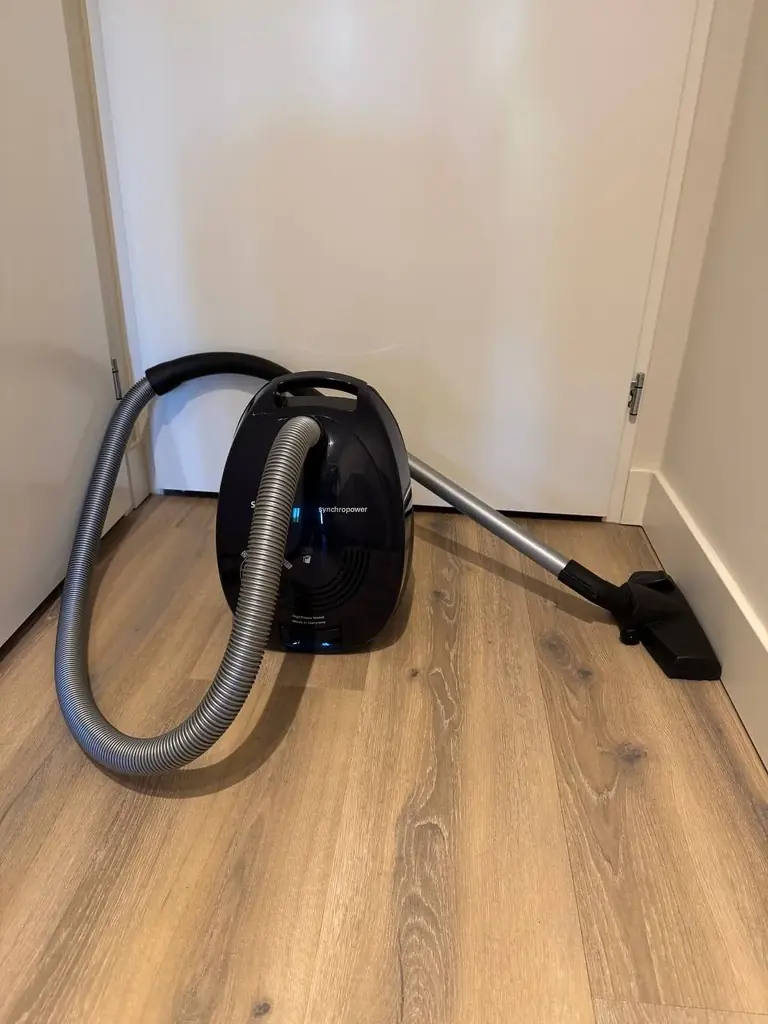 Пылесос Siemens Synchropower VS06A111
