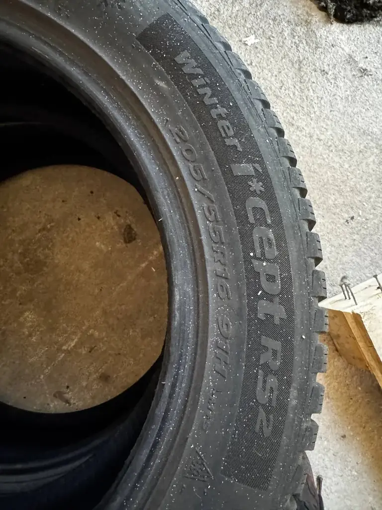 Продам тренажеры 2 за 25 эвро