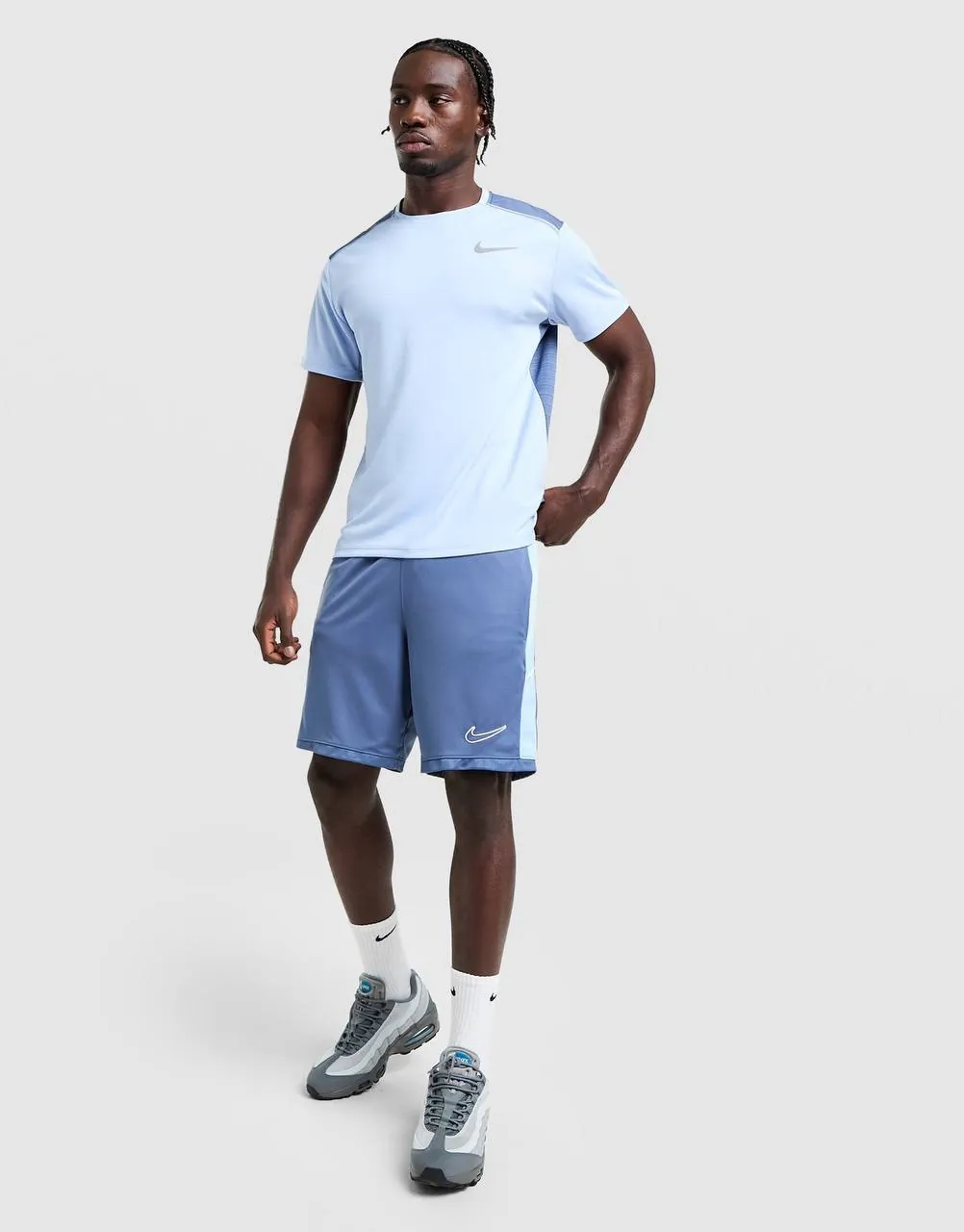 Продам оригинальные шорты Nike 🔥🔥🔥