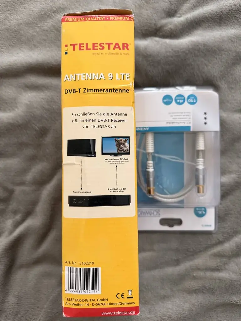 Это комнатная телевизионная антенна TELESTAR Antenna 9 LTE.