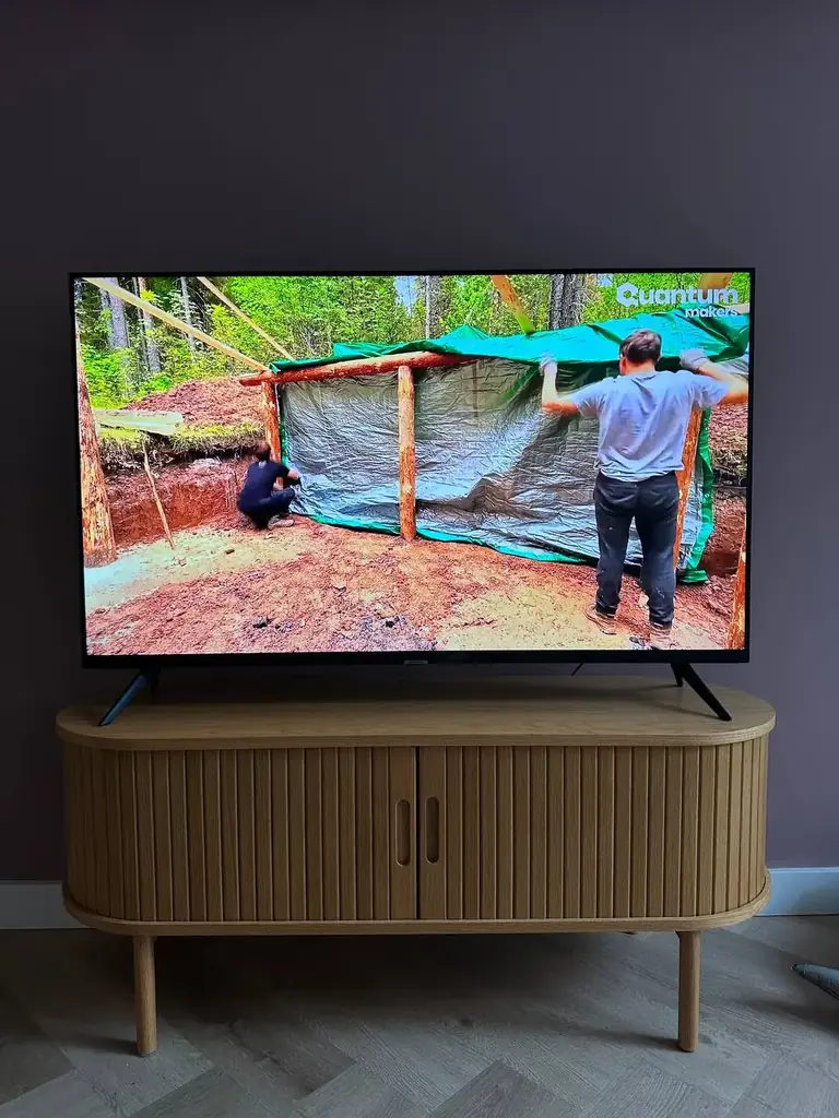 Продаю телевизор Samsung.
