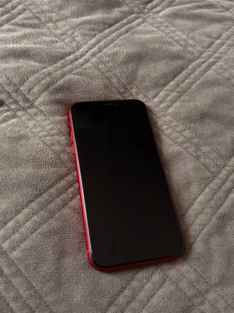 iPhone XR 64GB Red product
