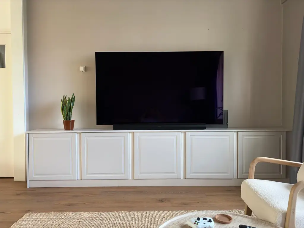 Продам шкаф/cabinet из ikea