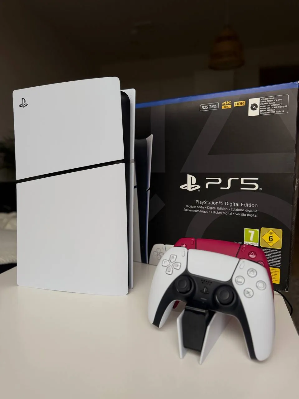 PlayStation 5 Slim Digital Edition 825 GB. + 2 джойстика + зарядная станция