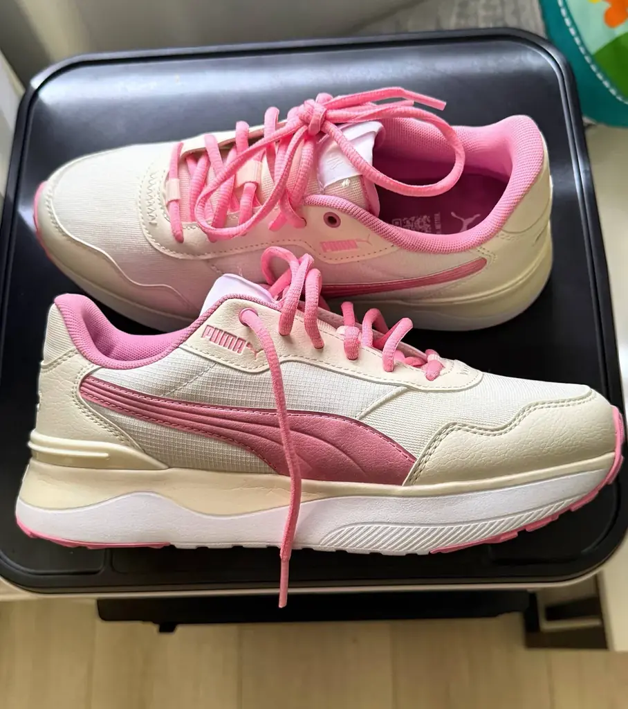 Продам новые кроссы puma , 40 евро. 5911АC или почта за ваш счет.