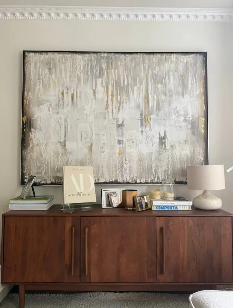 Продаю красивый деревянный комод / sideboard — тёплый тёмный оттенок манго, 3 дверцы, качественный …