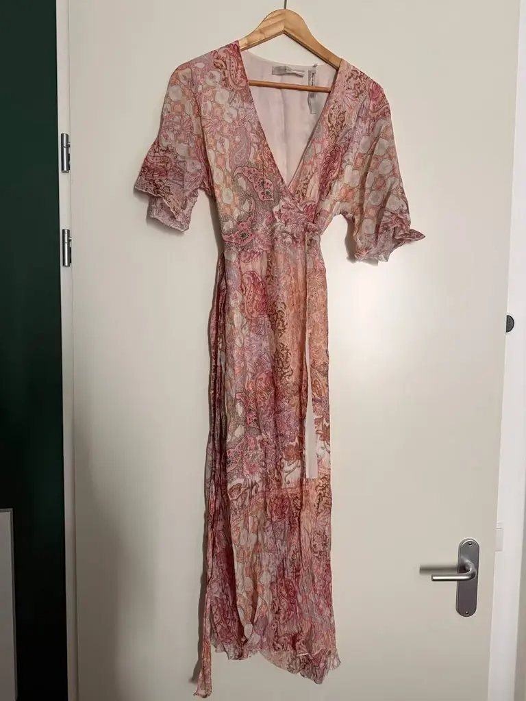 Платье Guess