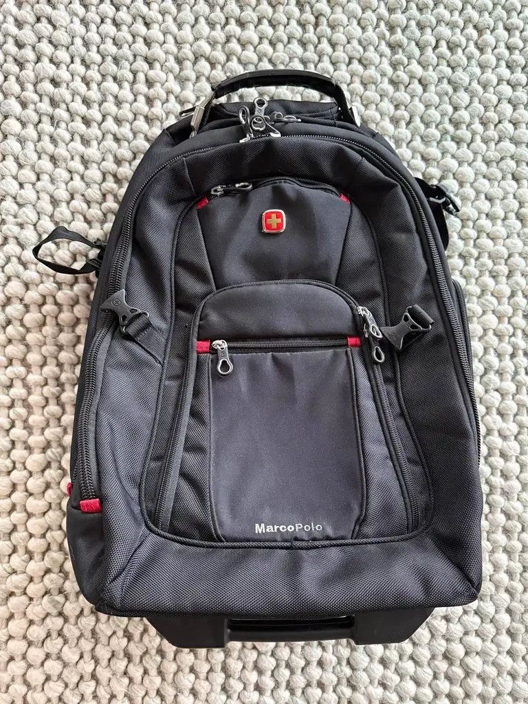 🎒Продам тролли/рюкзак Marco Polo, стандартного размера для провоза в кабине самолета.