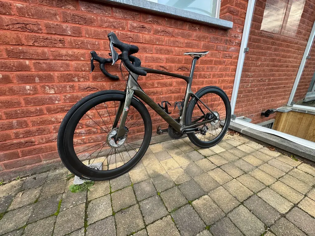 Велосипед Carbon Scott foil DI 2 Aero