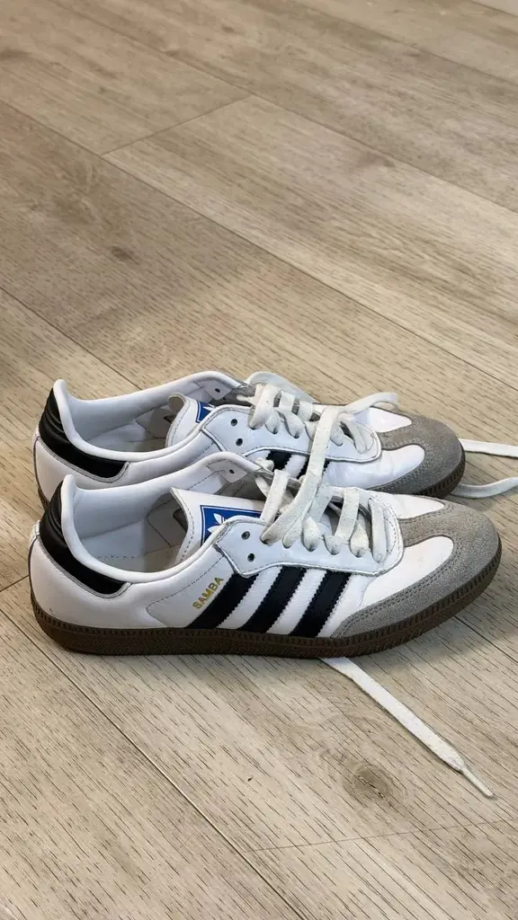 Adidas samba 39 размер, в отличном состоянии.