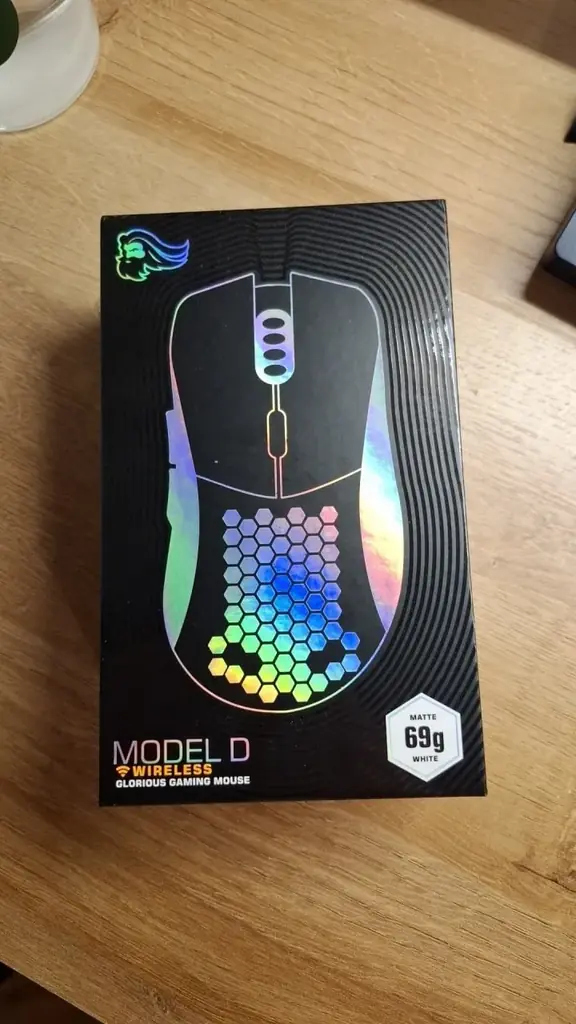 Glorious Model D Wireless 69g Белая Беспроводная Игровая Мышь