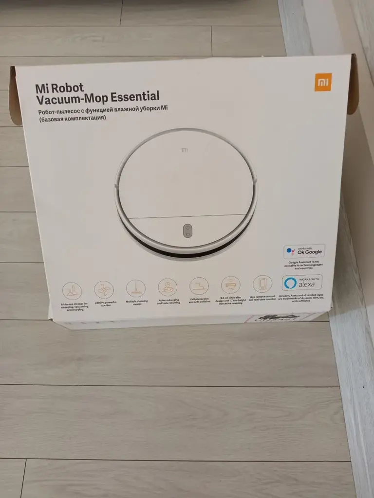 Продам Робот пылесос Xiaomi / две боковые щетки, хорошо собирает мусор. Не моет. Хурма, рядом могу …