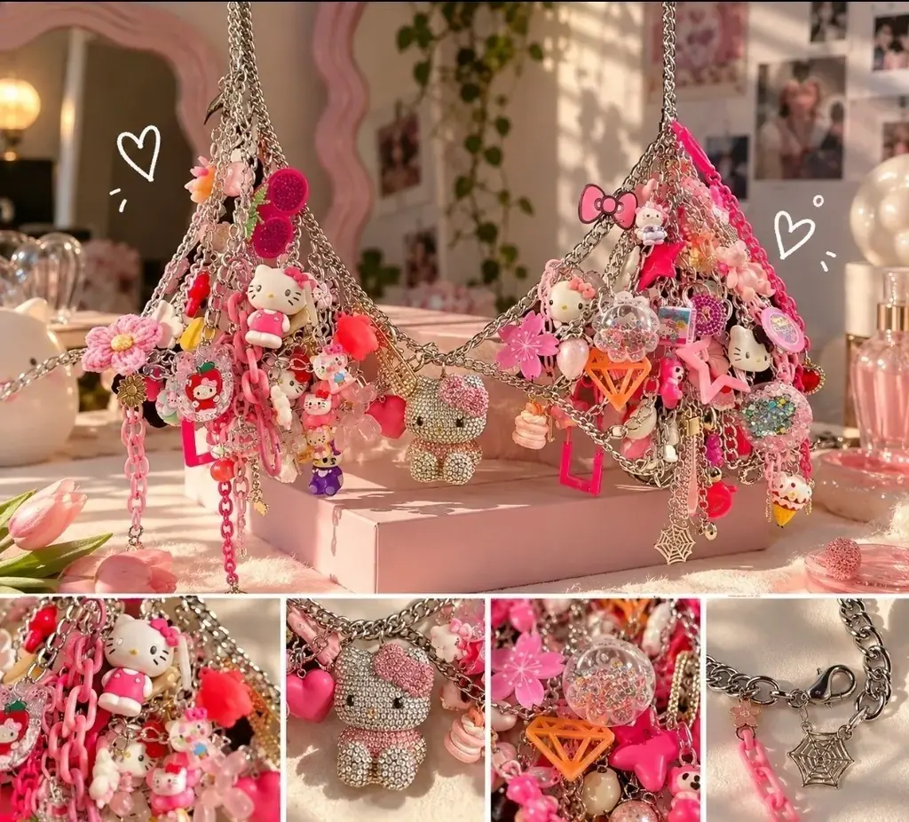 Продам необычное декоративное украшение Chain Bra в стиле Hello Kitty.