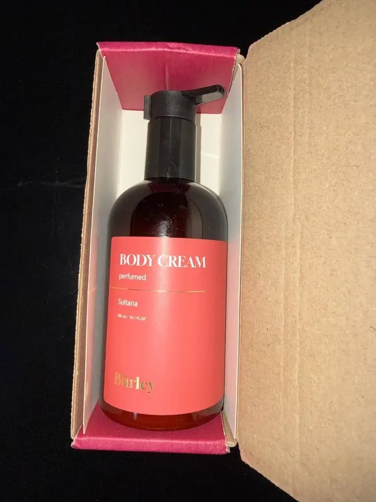 Парфюмированный крем для тела и рук с мочевиной, аромат la sultane de Saba 20 gel