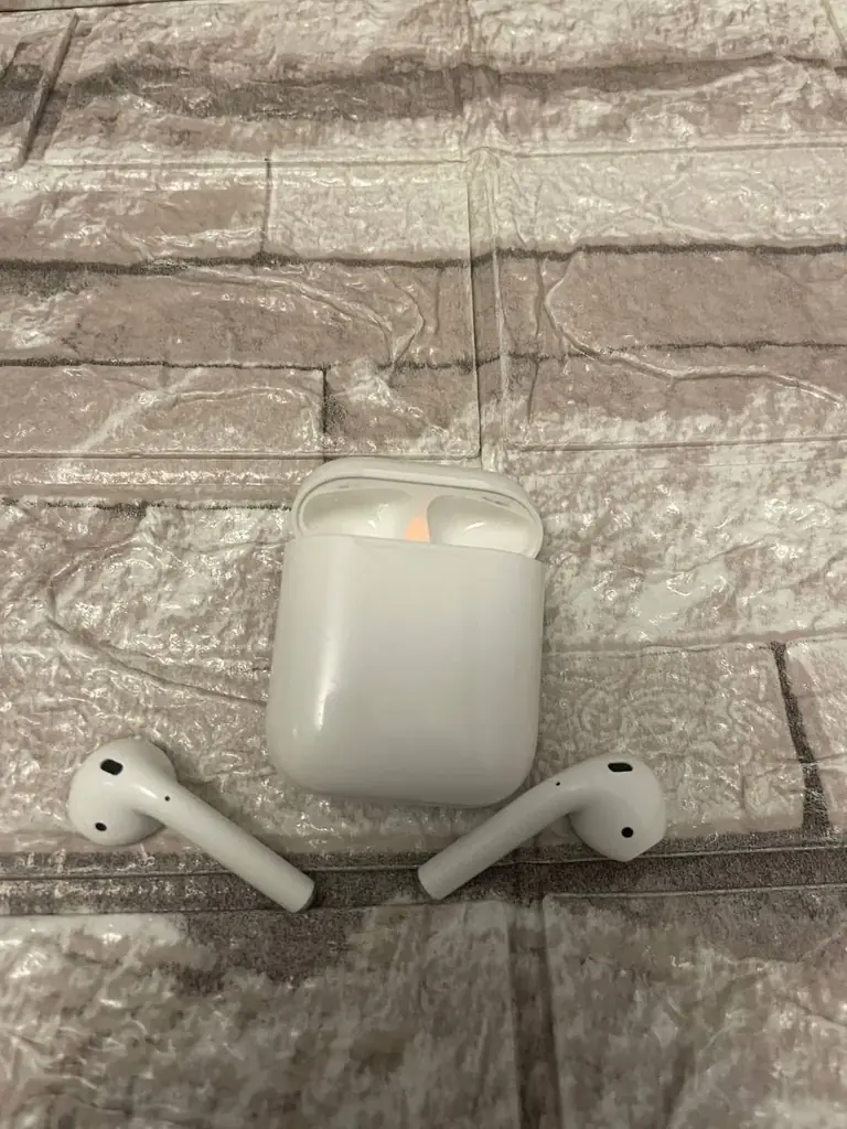 🎧 Продам оригинальные AirPods 1-го поколения