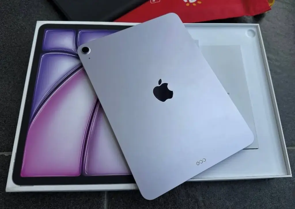 Apple iPad Air 11 дюймов, процессор M3 2025, 128 ГБ, Wi-Fi, фиолетовый.