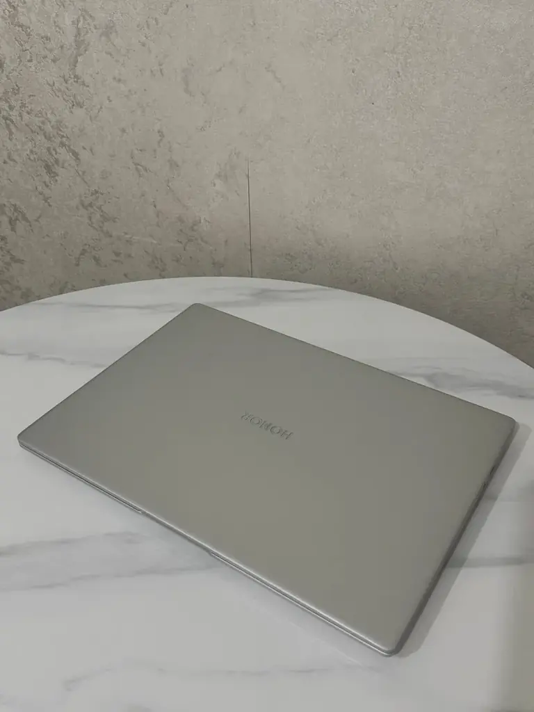 Продам ноутбук Honor MagicBook X16 PRO 2023 BRN-H76