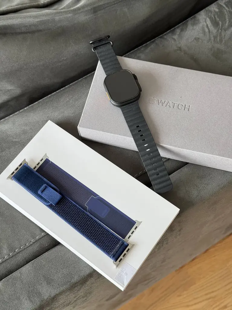Продаю Apple Watch Ultra 2, 49 mm, Black Titanium