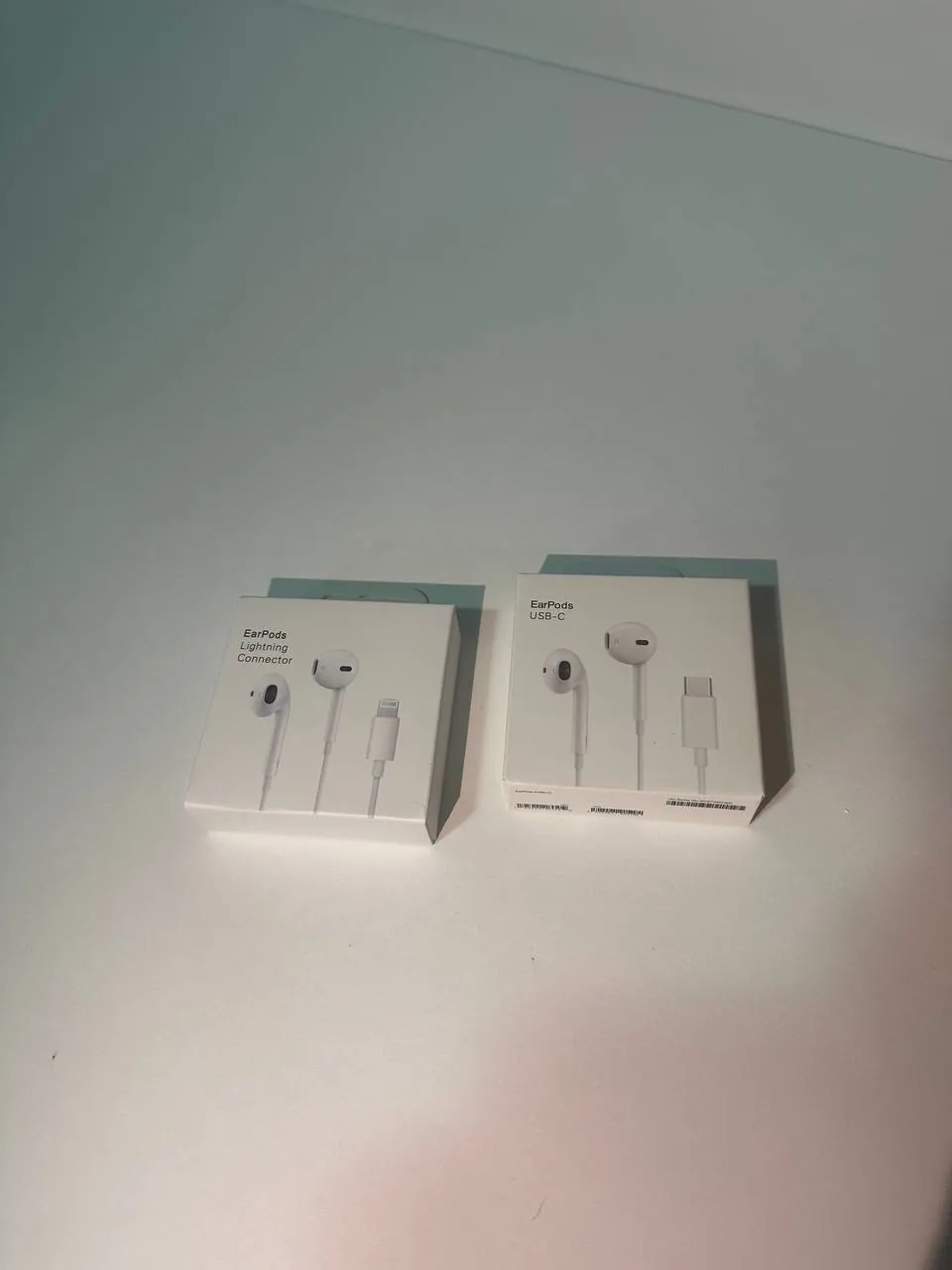 Продаю абсолютно новые аксессуары Apple - это реплики наивысшего качества, визуально и технически о…