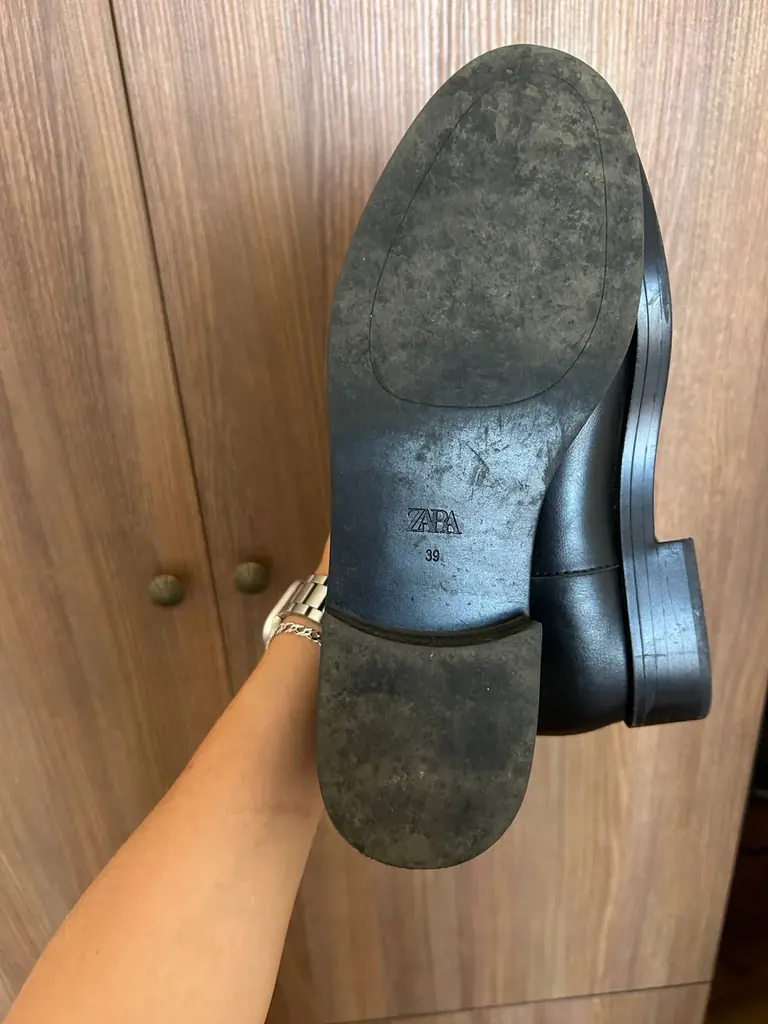 Черные высокие сапоги zara