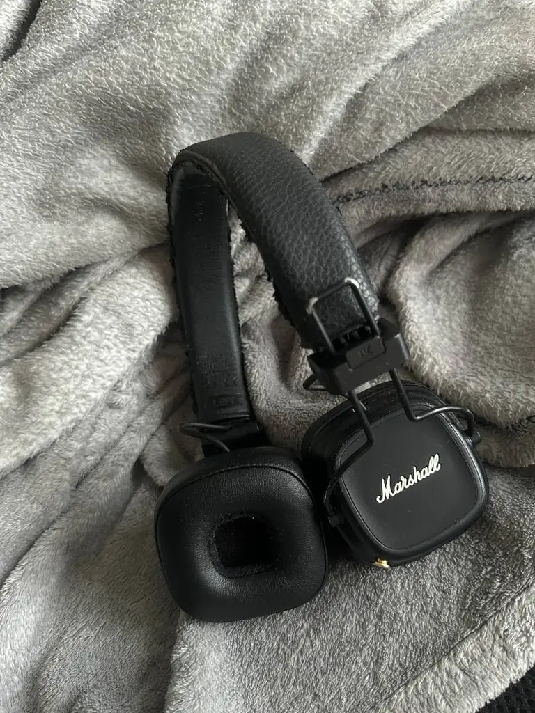 Наушники Marshall Major IV