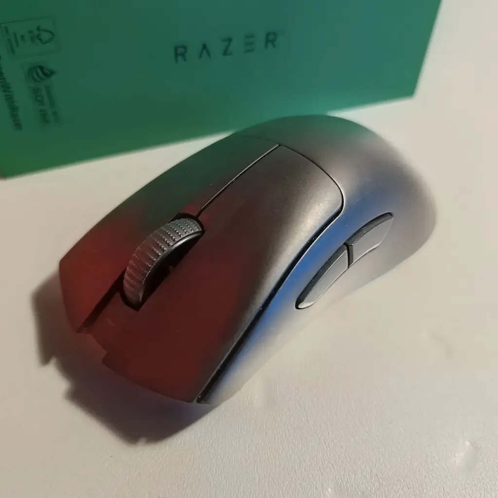 RAZER Deathadder V3 Pro - 200 лари