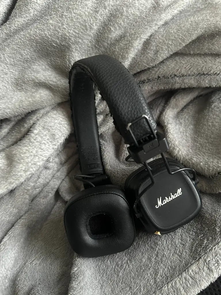 Наушники Marshall Major IV