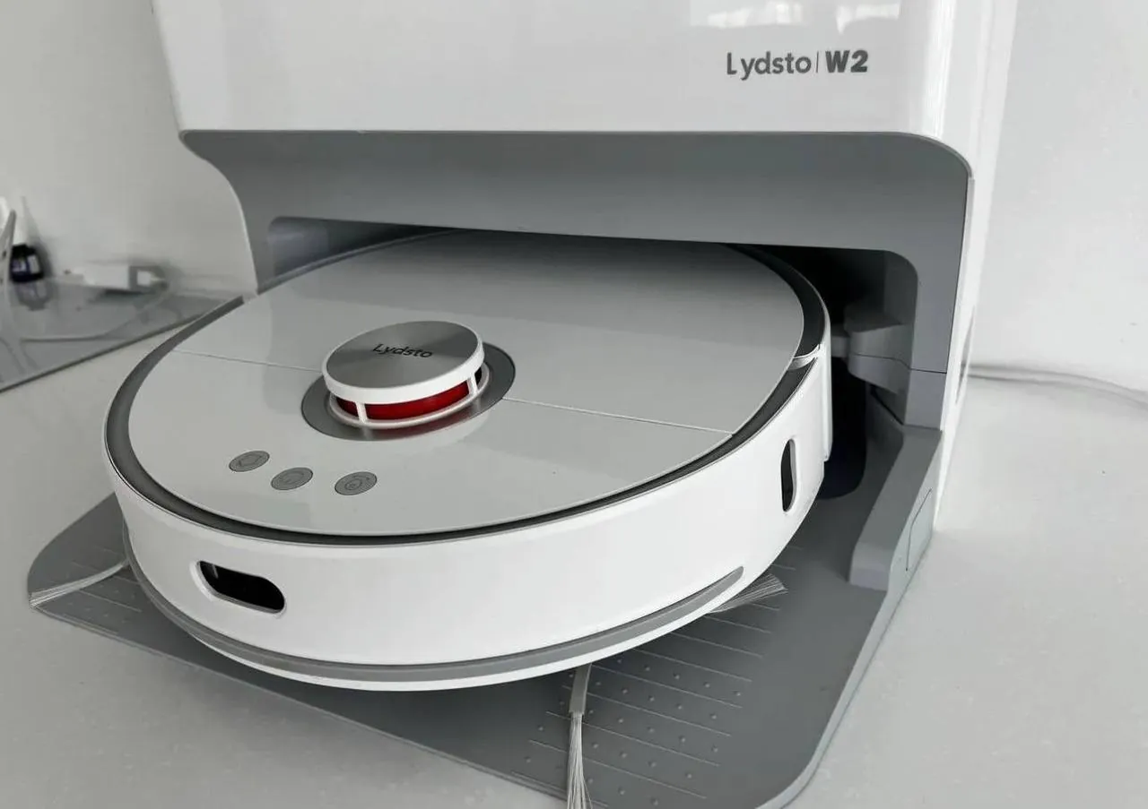 Продаю робот-пылесос Xiaomi Lydsto W2 с оригинальной базой самоочистки. Отличный вариант для поддер…
