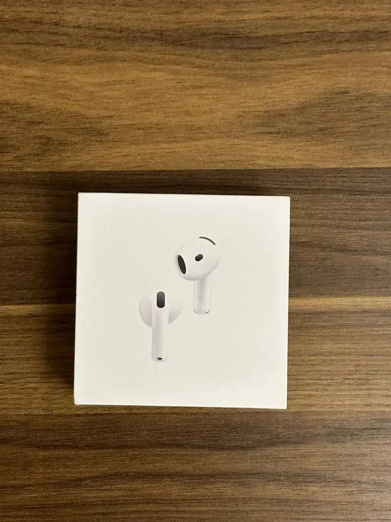 Продам наушники AirPods 4 with ANC (с активным шумоподавлением)