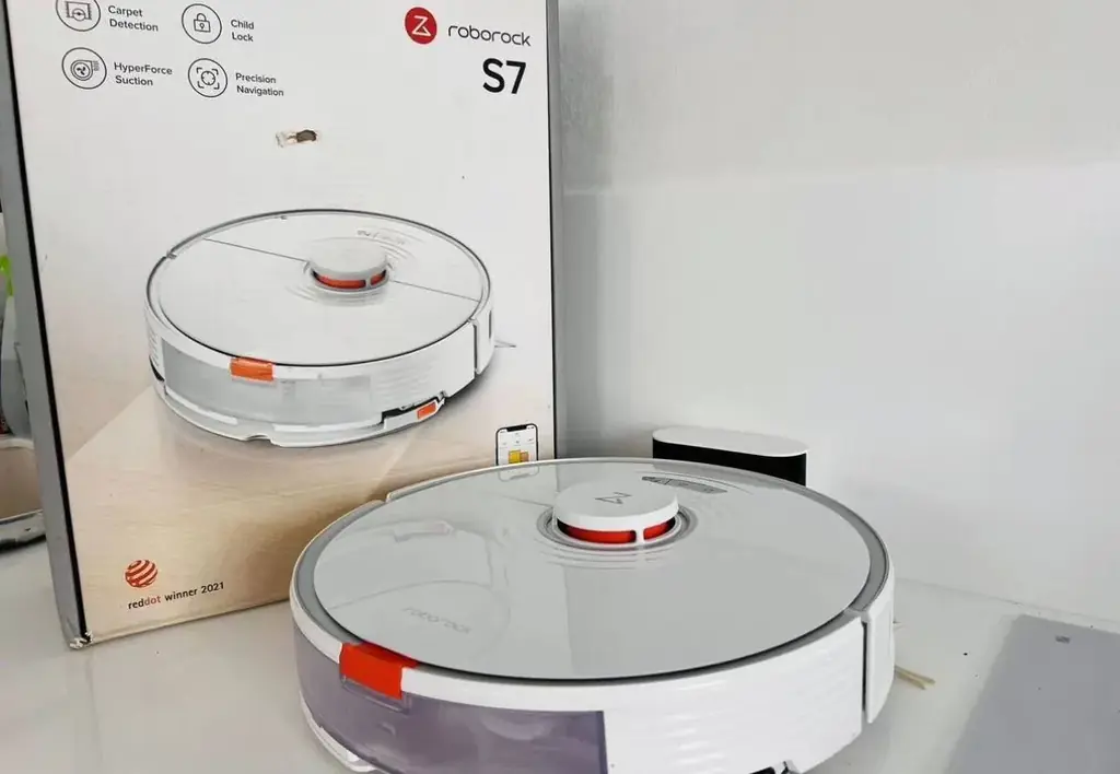 Продаю Xiaomi Roborock S7 — мощный и удобный робот-пылесос для автоматической уборки дома.