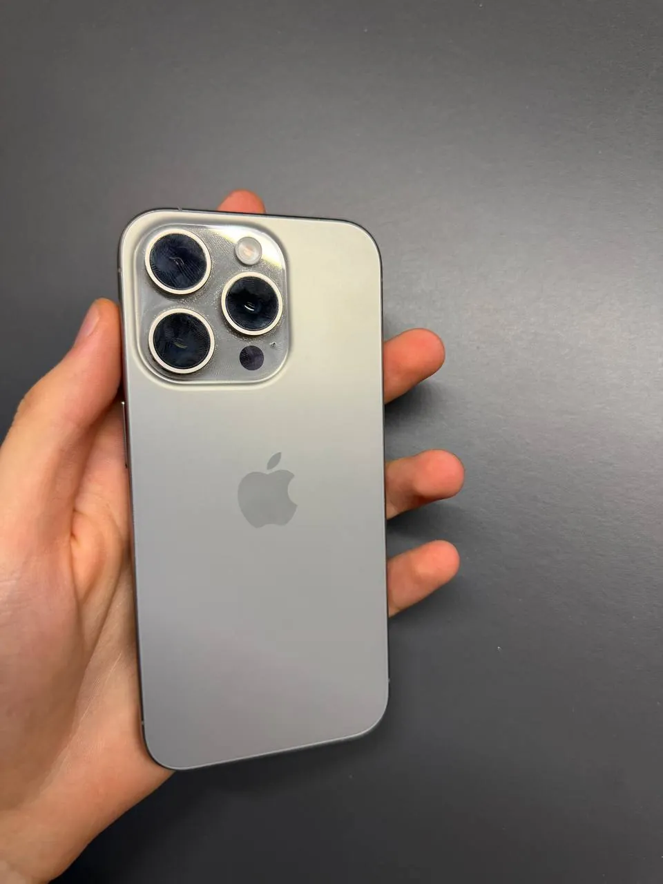 📱 iPhone 15 Pro | Natural Titanium