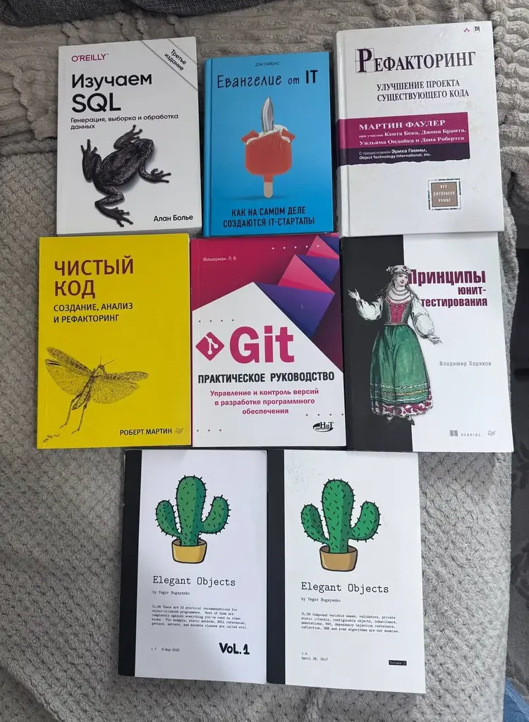 Продам книги.
