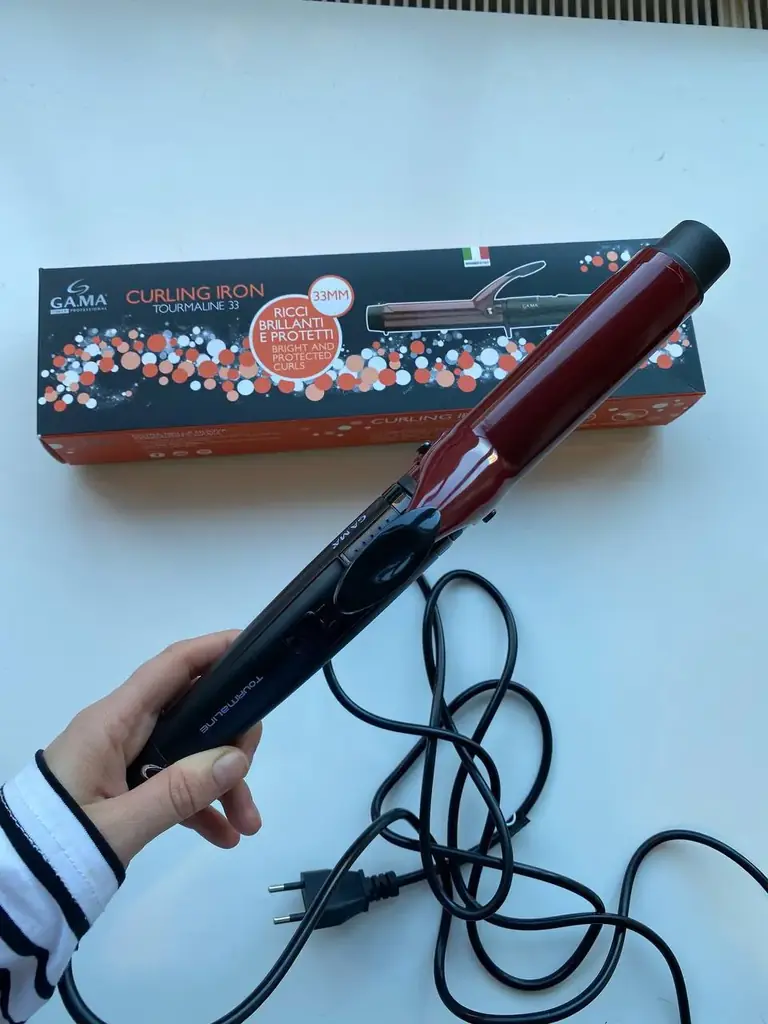 1. Щипцы / плойка для завивки волос (curling iron) - 70 лари