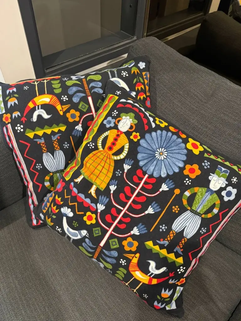 Подушки IKEA 50х50см, 2шт | 350 TBH за обе