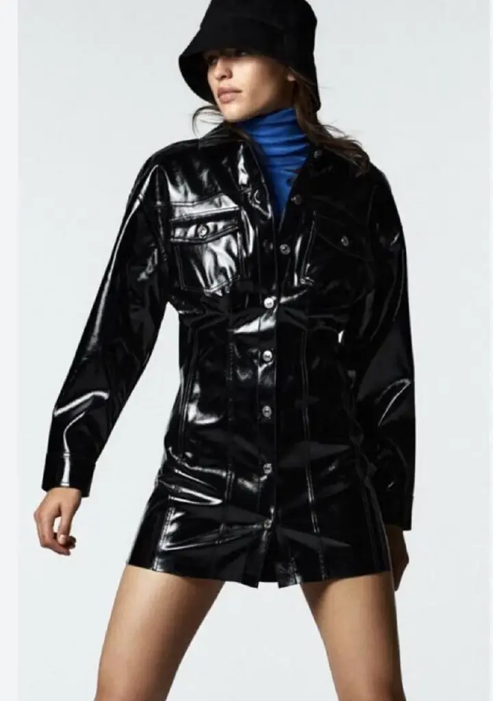 Новое лакированное платье ZARA, размер S ( длина 80 см)