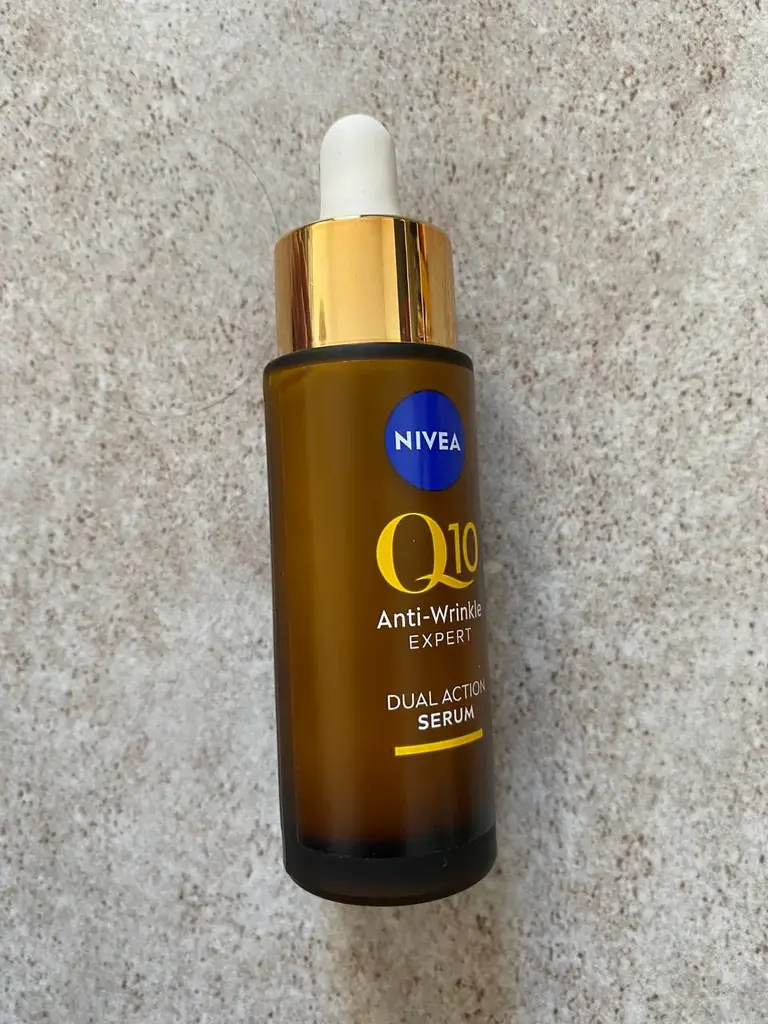 Сыворотка от морщин nivea Q10, остаток 2/3 или чуть более. 5 usd