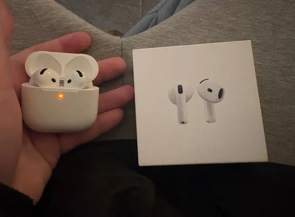 AirPods 4 (Original)