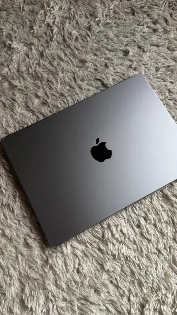 Macbook Pro (M1 Pro) 14"