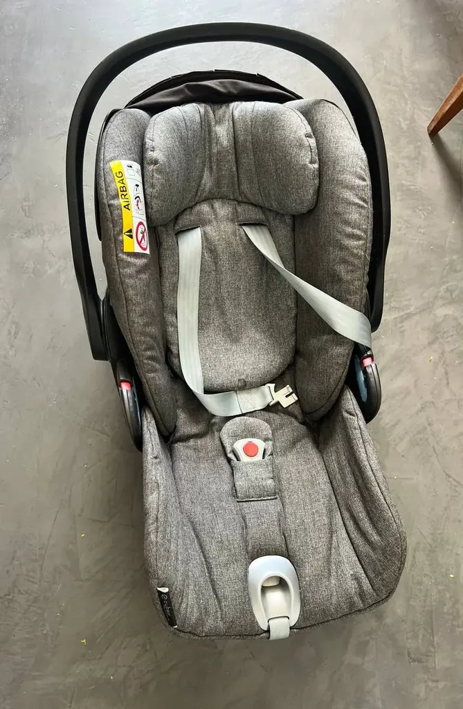 Продам автокресло/автолюльку 0+ Cybex