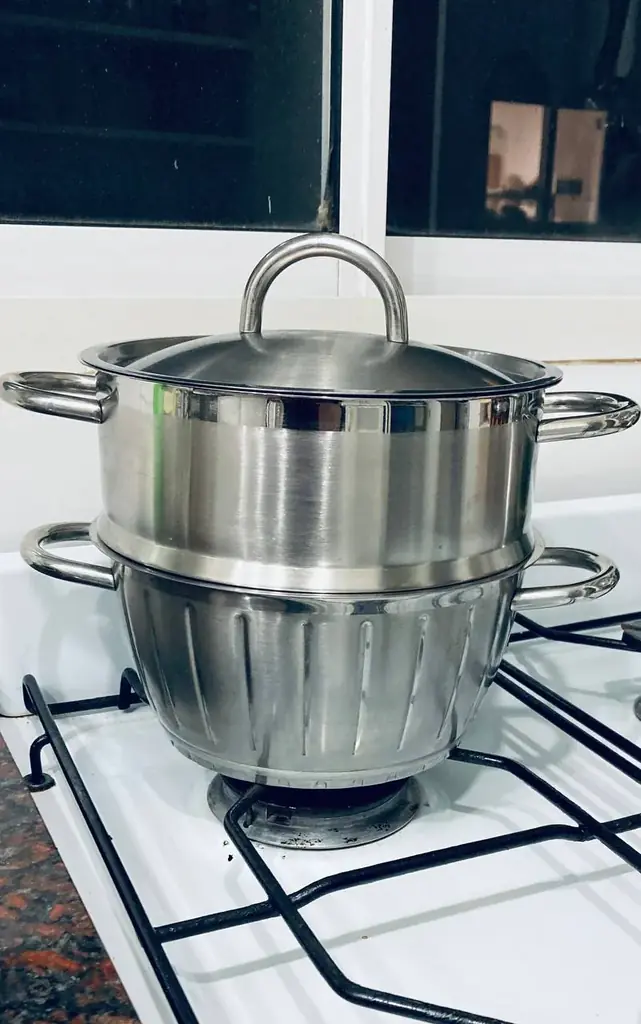 ПРОДАМ МАНТОВАРКУ BergHOFF любителю качественной посуды.