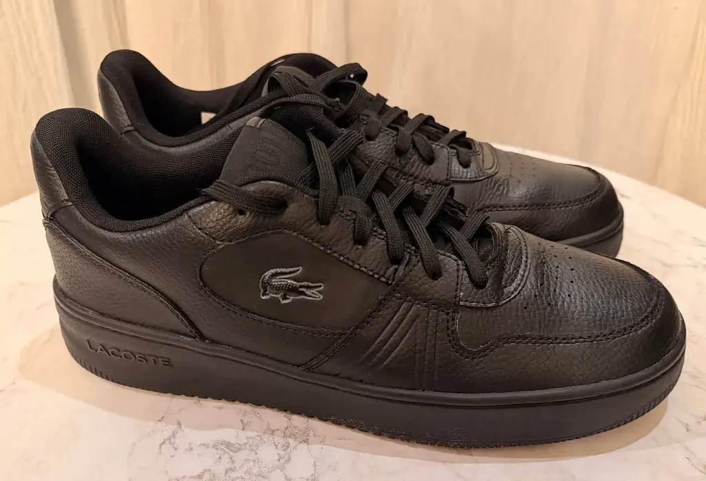Мужские кожаные кроссовки Lacoste L001