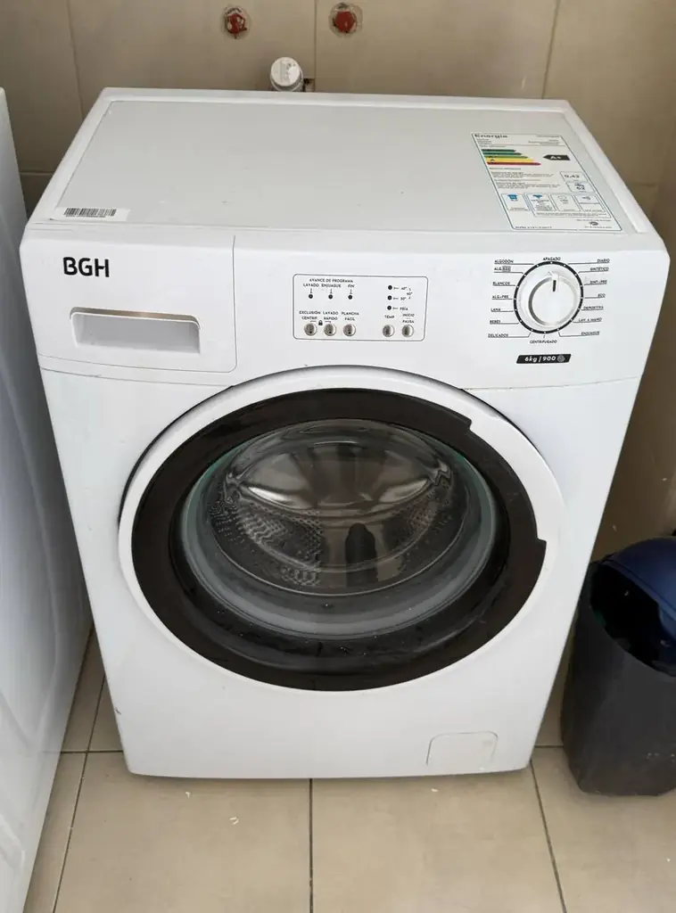 Продаётся стиральная машина BGH 6 кг
