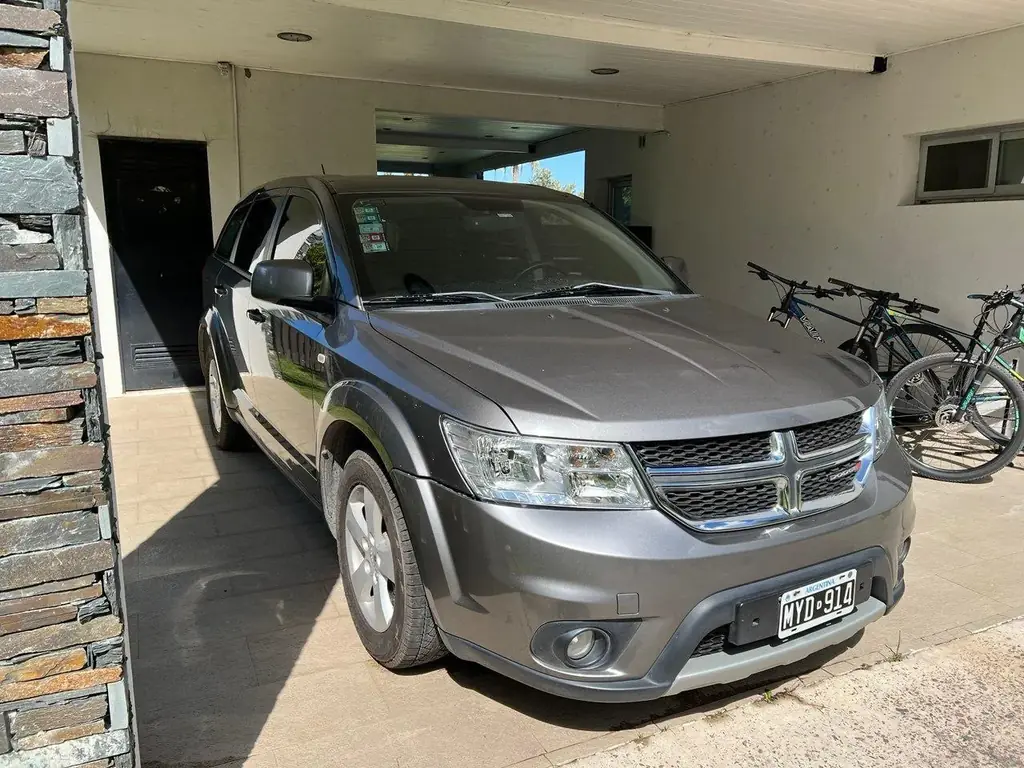 ПРОДАЮ Dodge Journey 2.4, автомат 2013 — 12.000 USD